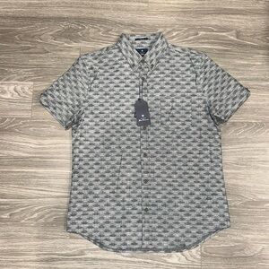 Ben Sherman SS button down. Size L. NWT